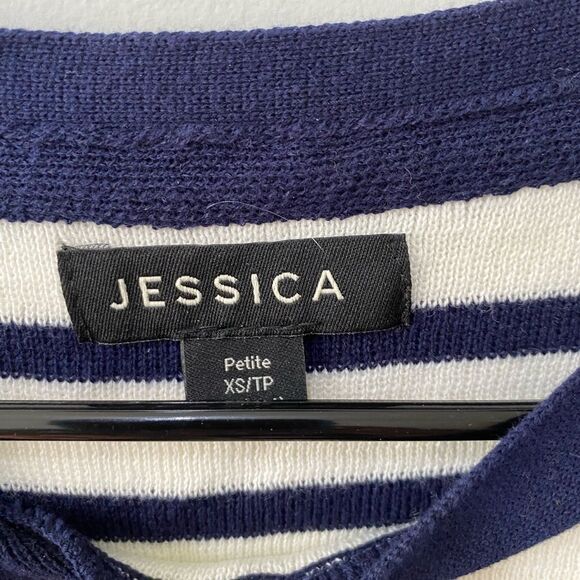 Jessica navy sweater with jewel flowers - Picture 3 of 7